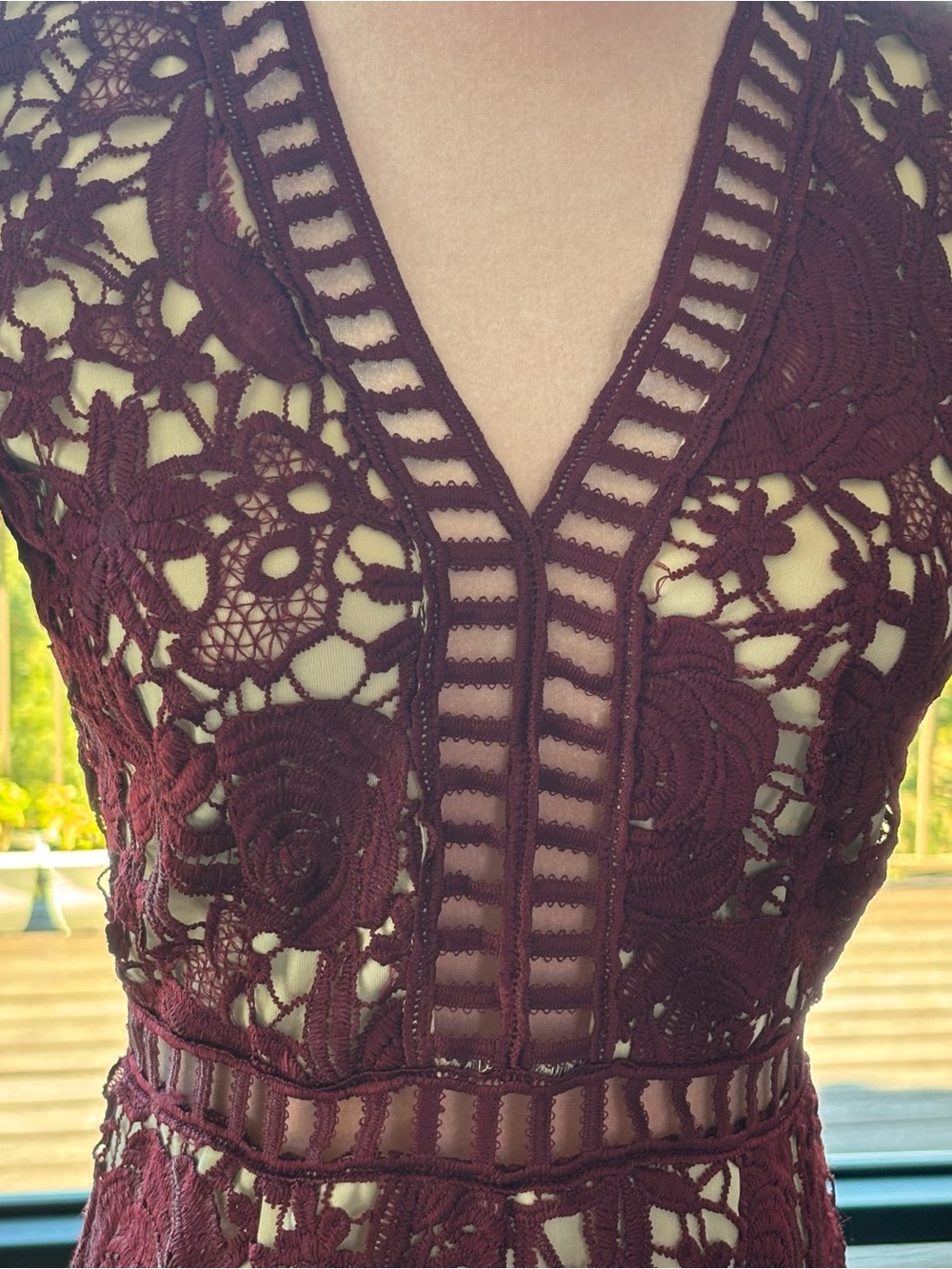 Love X Design Burgundy Floral Lace Romper XS Boho Crochet Cutout - Picture 6 of 15